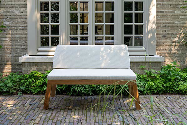 &moss dining bank 2-zits