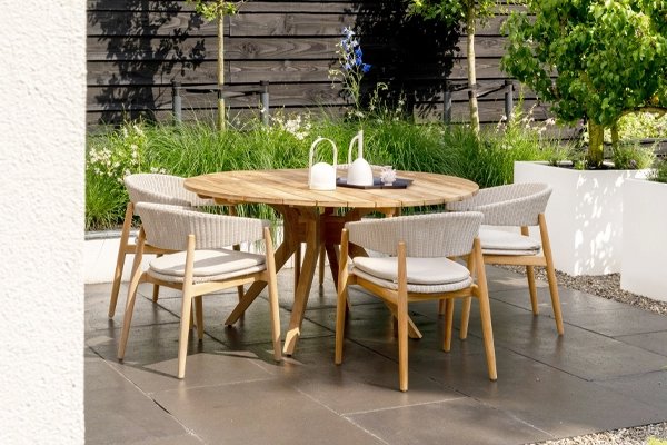ronde dining tuintafels &moss