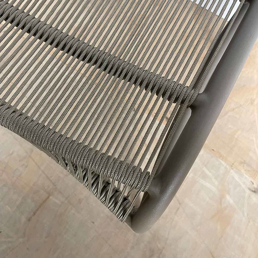 taupe-voetenbank-tweedekans