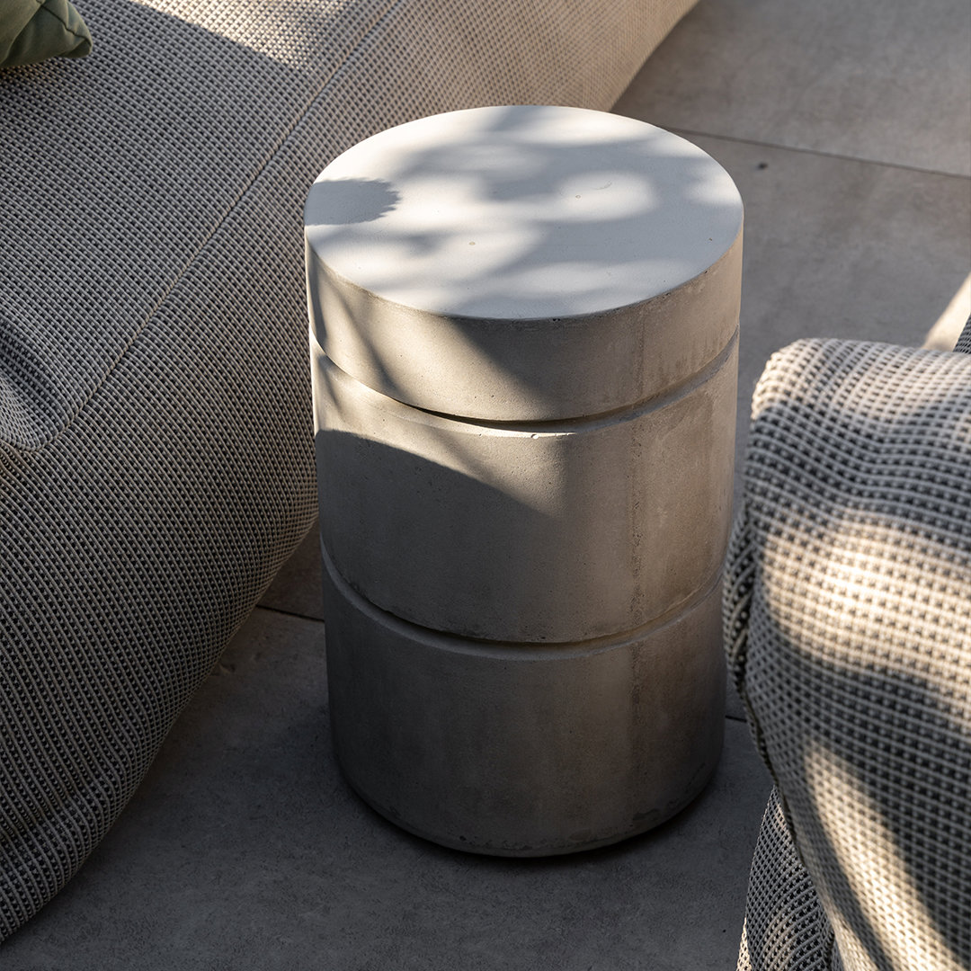 betonnen bijzettafel rond
