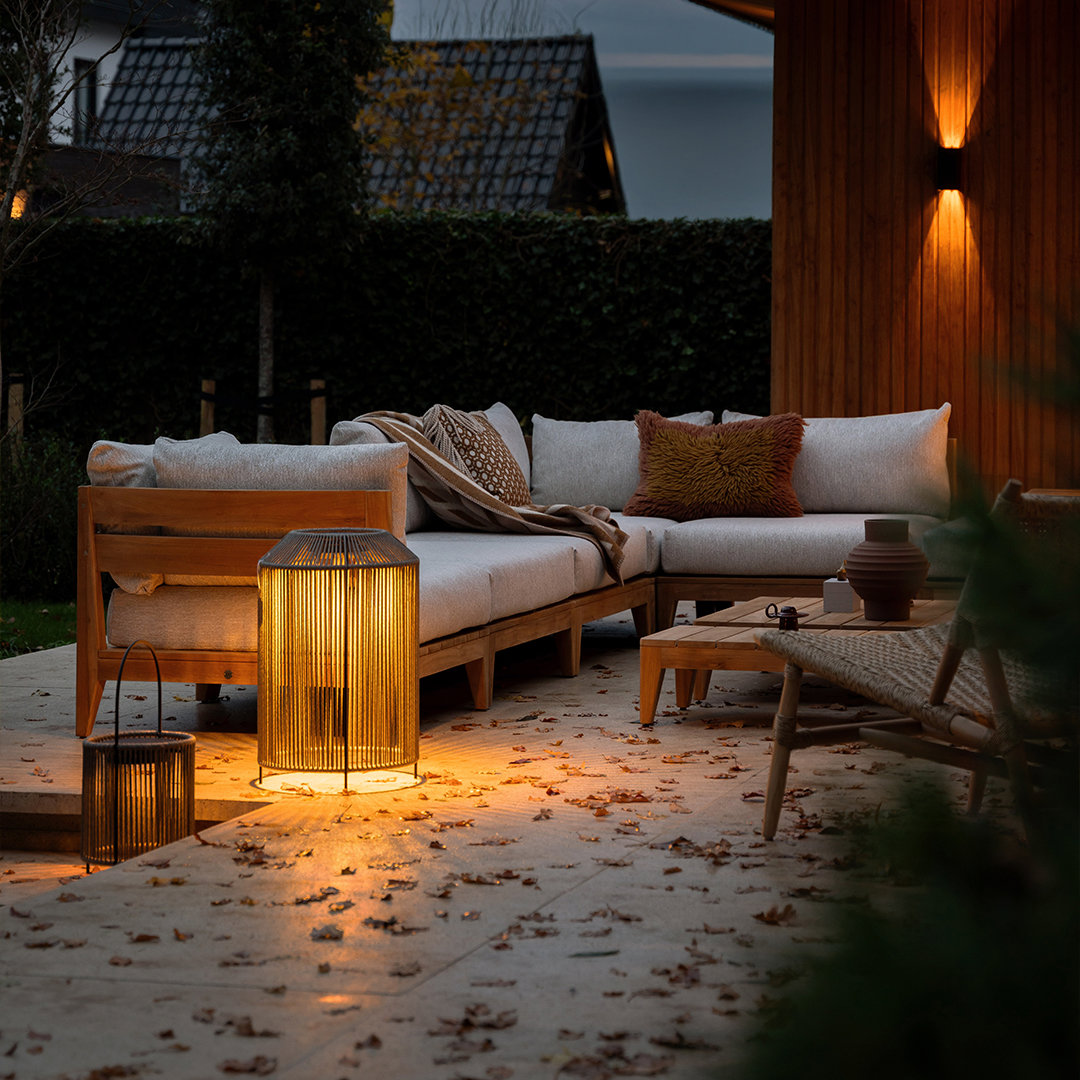 houten hoekbank buiten