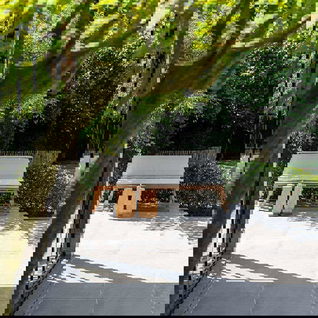 teak bijzettafel buiten