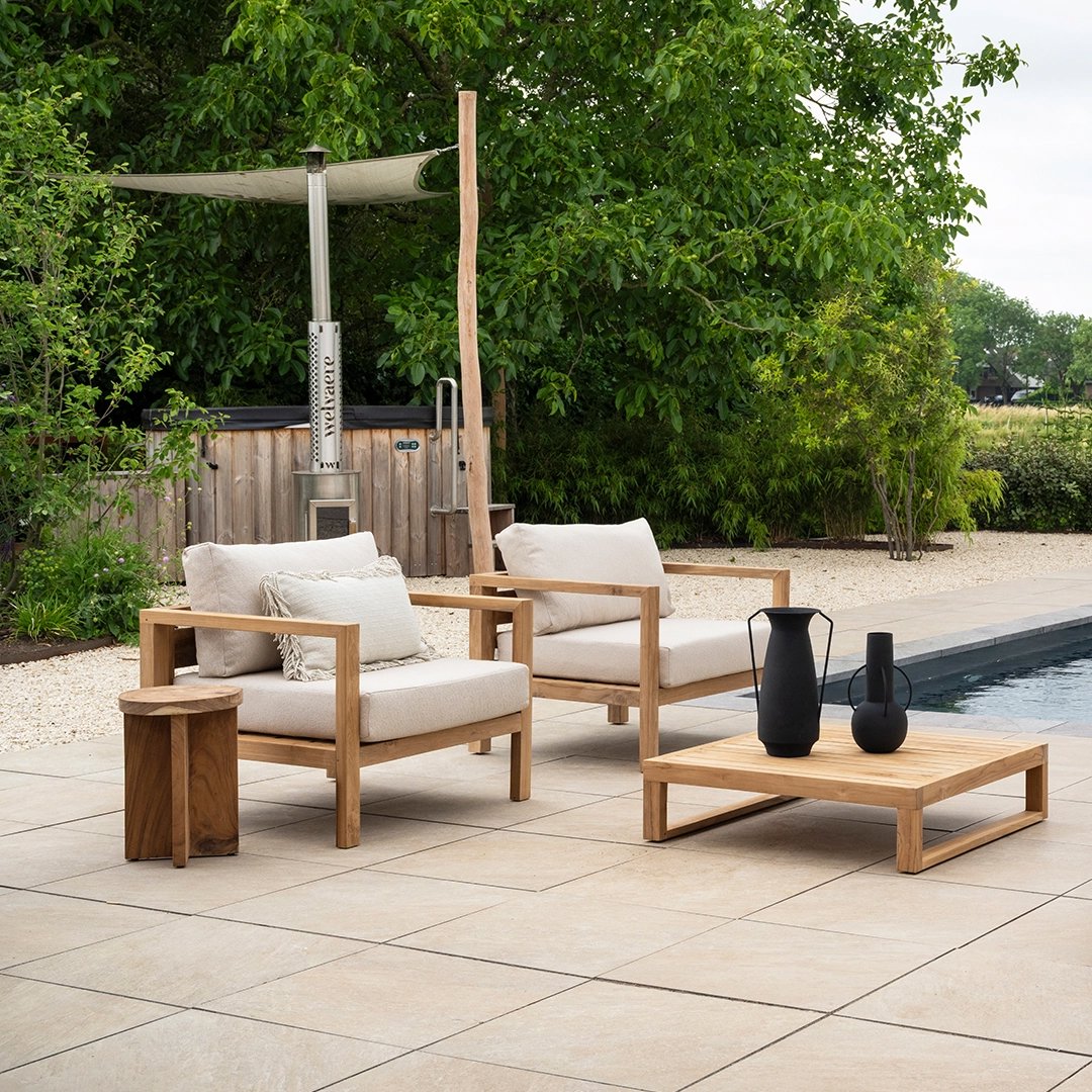 all weather lounge stoel buiten