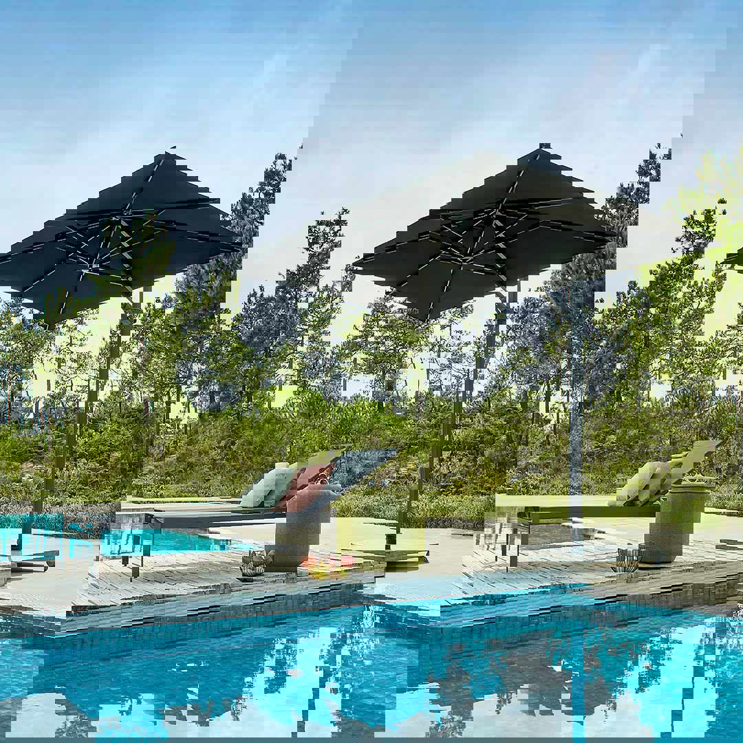 zwarte parasol vierkant ANTEGO