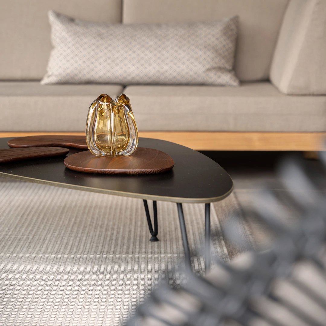 stalen-salontafel-buiten