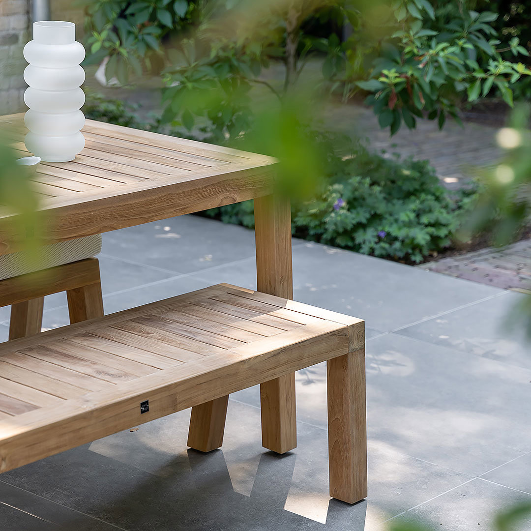 Luxe houten tuinset met bank en stoelen