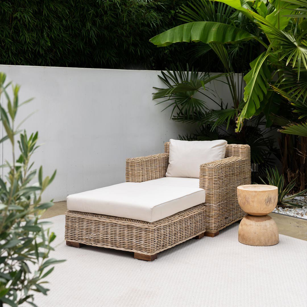 lounge-hocker-rotan