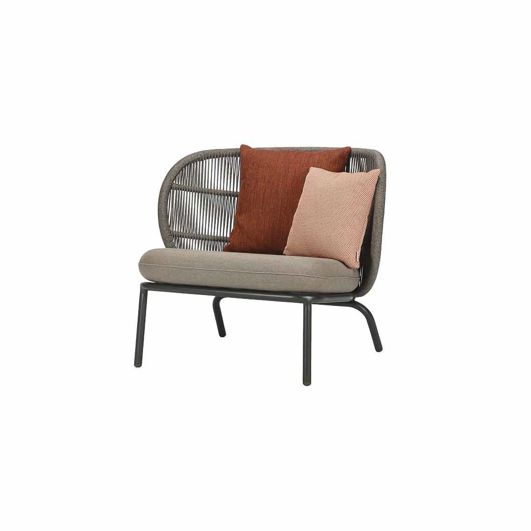 Grijze-loungestoel-KODO-Carbon-Beige