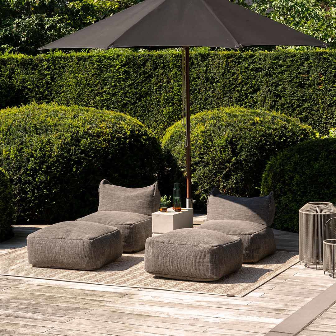 moderne zitzak outdoor lounge